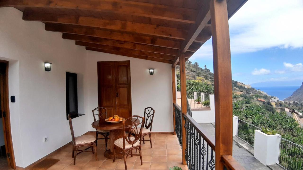 Casa La Sabina Roja 1 - Casa Con Impresionantes Vistas Sobre Hermigua Y El Mar Extérieur photo